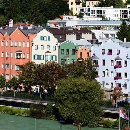 Cityhotel Schwarzer Baer Готель Інсбрук