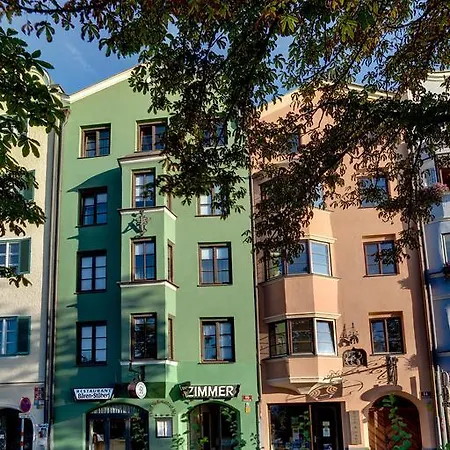 Cityhotel Schwarzer Baer ホテル 3*